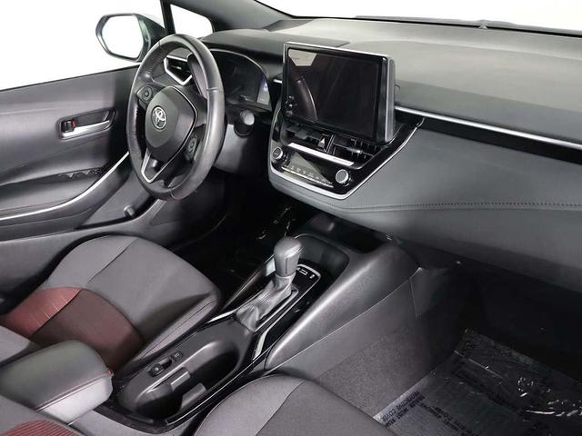 Photo of 2024 Silver Toyota Corolla