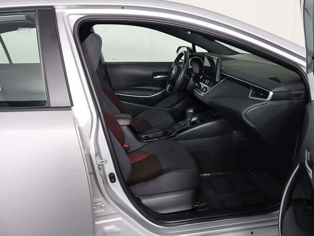 Photo of 2024 Silver Toyota Corolla