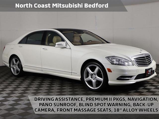 Photo of 2010 Diamond White Metallic Mercedes-Benz S-Class