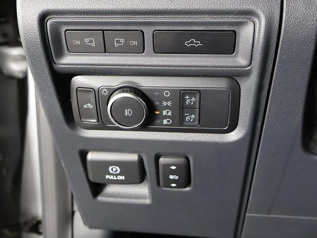 Photo of 2022 Iconic Silver Metallic Ford F-150