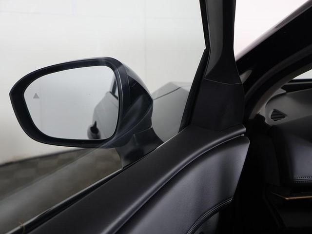 Photo of 2023 Black Diamond Pearl Nissan ARIYA