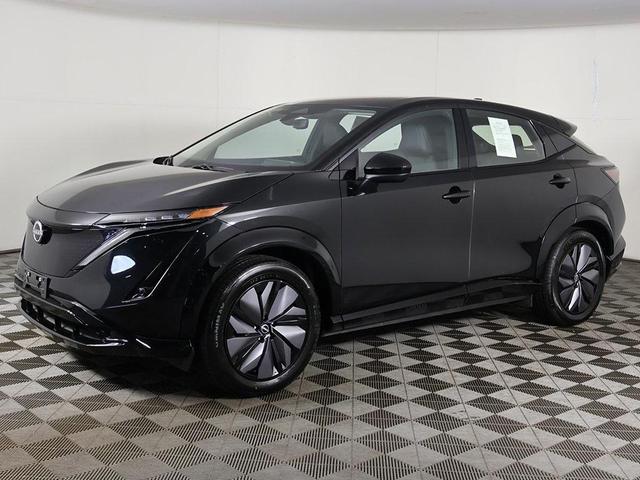 Photo of 2023 Black Diamond Pearl Nissan ARIYA