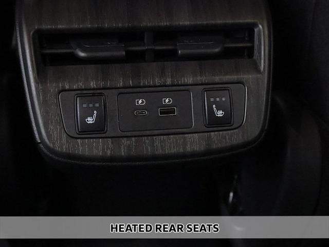 Photo of 2023 Black Diamond Pearl Nissan ARIYA