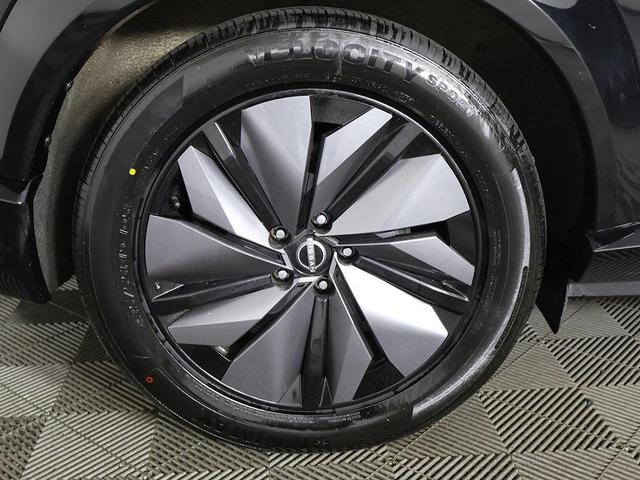Photo of 2023 Black Diamond Pearl Nissan ARIYA