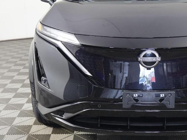 Photo of 2023 Black Diamond Pearl Nissan ARIYA