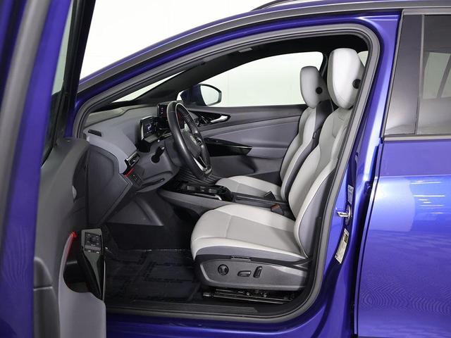 Photo of 2021 Blue Metallic Volkswagen ID.4