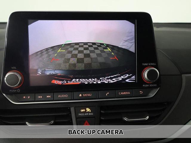 Photo of 2023 Super Black Nissan Altima