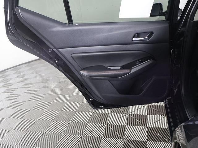 Photo of 2023 Super Black Nissan Altima