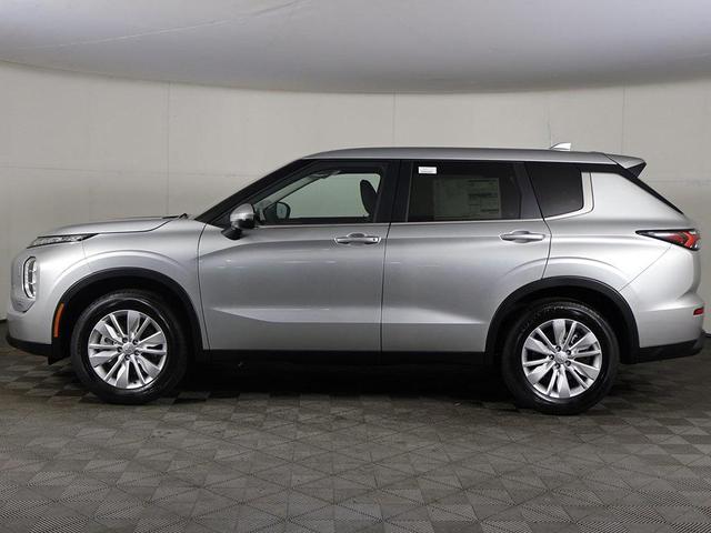 Photo of 2025 Alloy Silver Metallic Mitsubishi Outlander