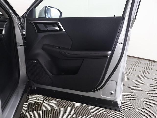 Photo of 2025 Alloy Silver Metallic Mitsubishi Outlander