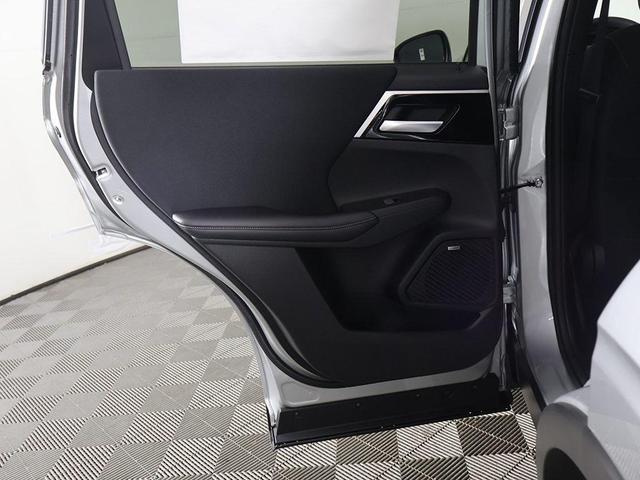 Photo of 2025 Alloy Silver Metallic Mitsubishi Outlander