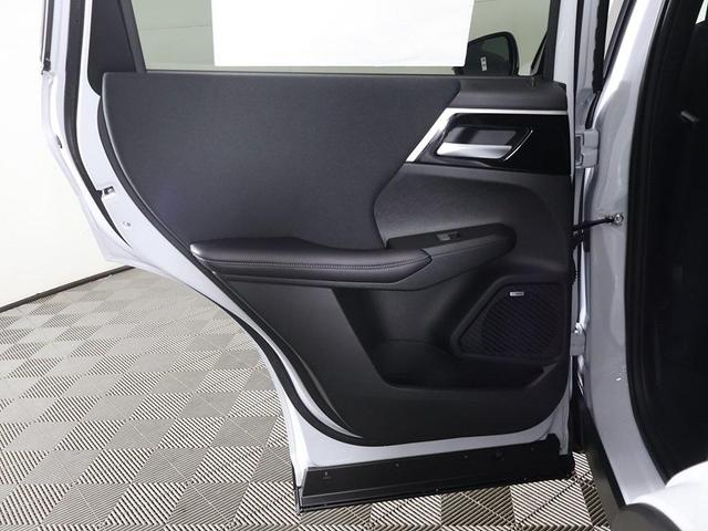 Photo of 2025 White Diamond Mitsubishi Outlander