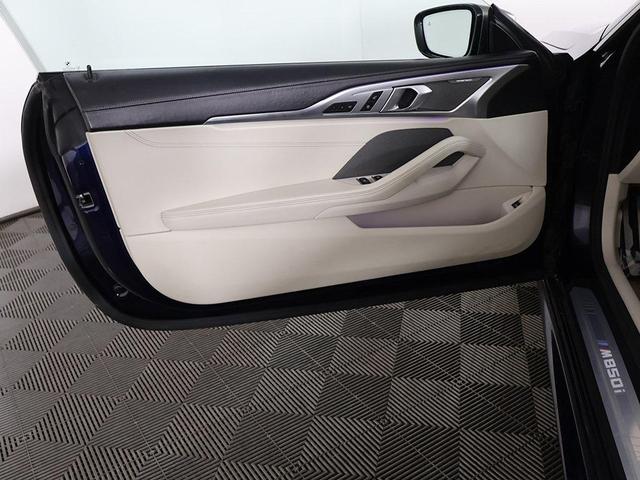Photo of 2022 Tanzanite Blue II Metallic BMW M850