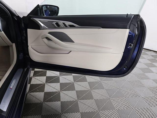 Photo of 2022 Tanzanite Blue II Metallic BMW M850