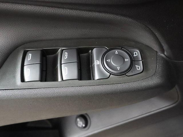 Photo of 2022 Mosaic Black Metallic Chevrolet Equinox