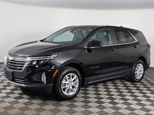 Photo of 2022 Mosaic Black Metallic Chevrolet Equinox