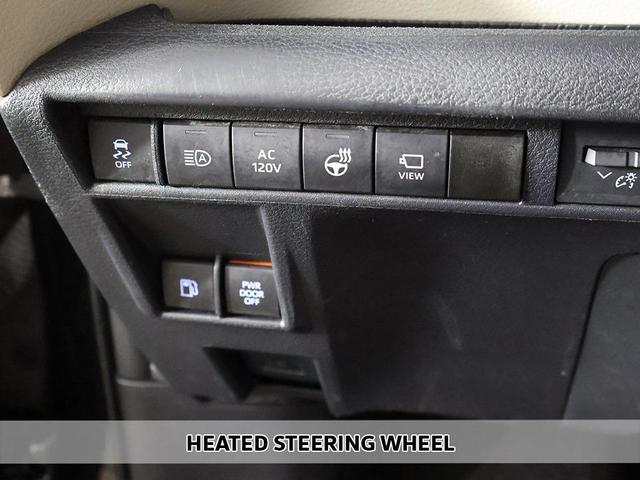 Photo of 2021 Midnight Black Metallic Toyota Sienna