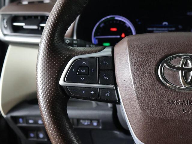 Photo of 2021 Midnight Black Metallic Toyota Sienna