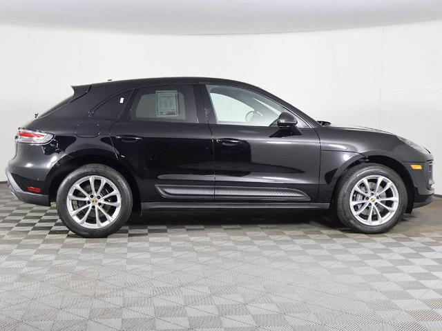 Photo of 2022 Black Porsche Macan