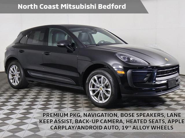 Photo of 2022 Black Porsche Macan