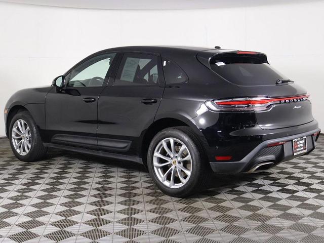 Photo of 2022 Black Porsche Macan