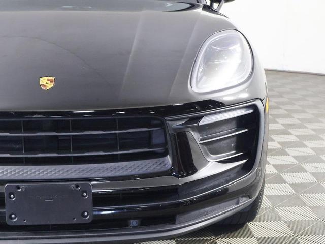 Photo of 2022 Black Porsche Macan