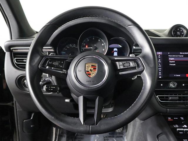 Photo of 2022 Black Porsche Macan