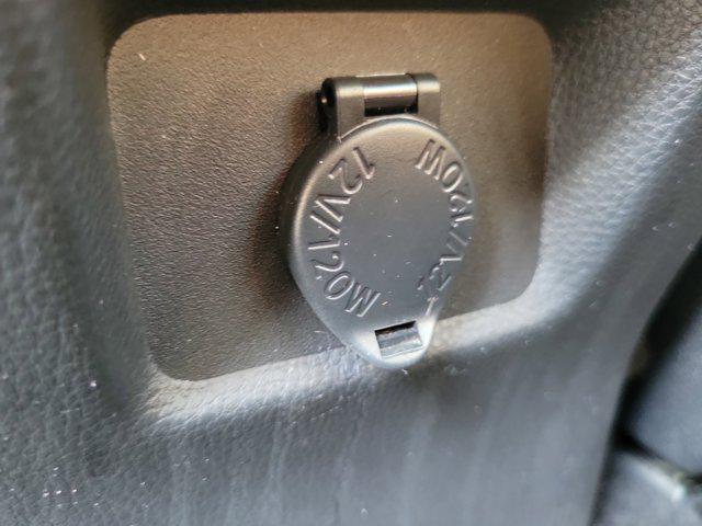 Photo of 2024 Ice Cap Toyota RAV4