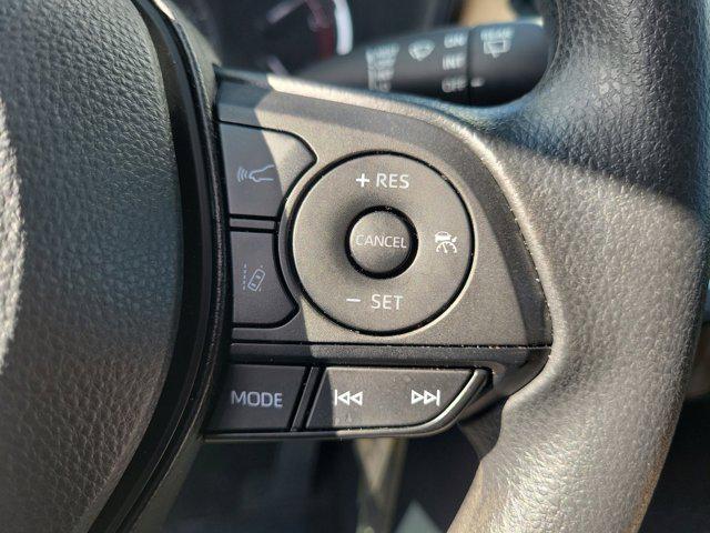Photo of 2024 Ice Cap Toyota RAV4