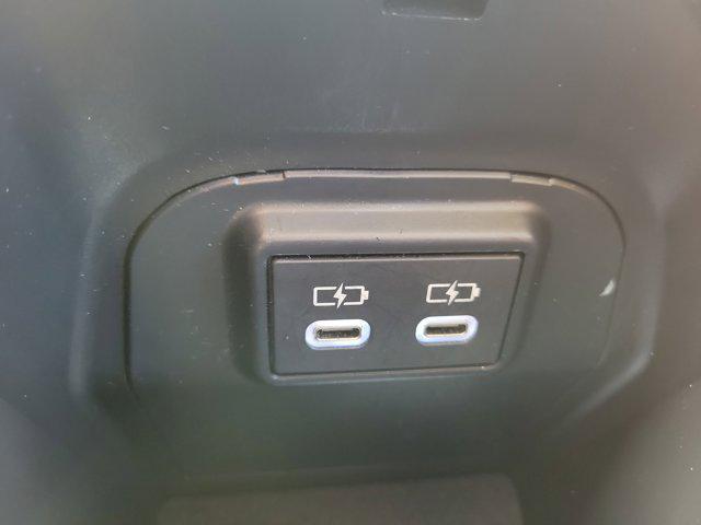 Photo of 2024 Ice Cap Toyota RAV4