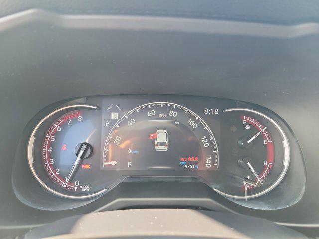 Photo of 2024 Ice Cap Toyota RAV4