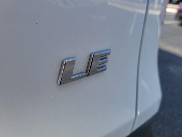 Photo of 2024 Ice Cap Toyota RAV4