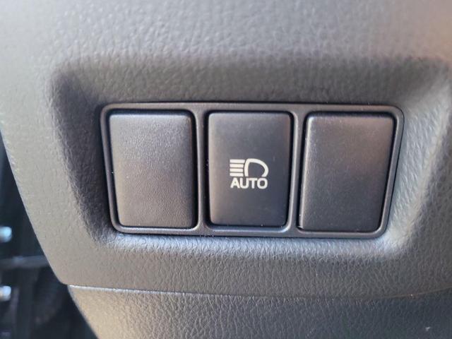 Photo of 2021 Black Sand Pearl Toyota C-HR