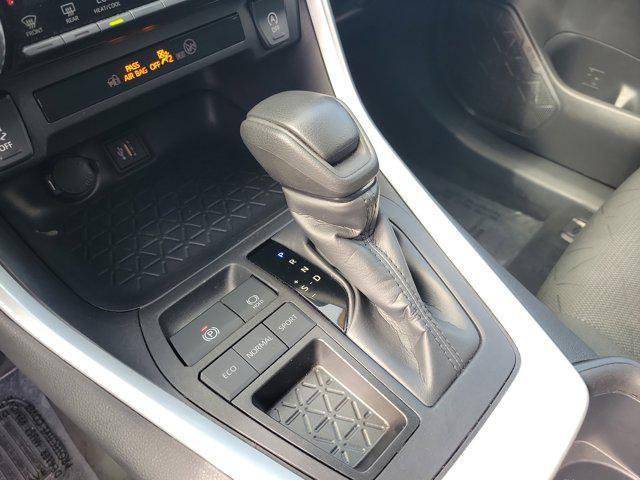 Photo of 2024 Silver Sky Metallic Toyota RAV4