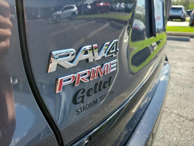 Photo of 2025 Magnetic Gray Metallic/Midnight Black Metallic Toyota RAV4 Hybrid