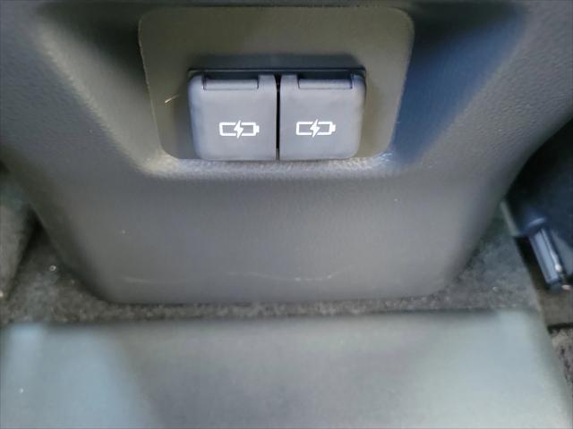 Photo of 2025 Magnetic Gray Metallic/Midnight Black Metallic Toyota RAV4 Hybrid