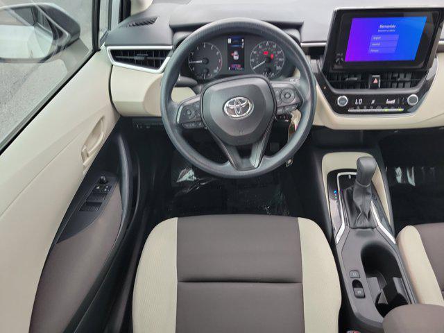 Photo of 2025 Classic Silver Metallic Toyota Corolla