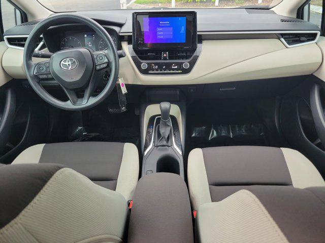Photo of 2025 Classic Silver Metallic Toyota Corolla