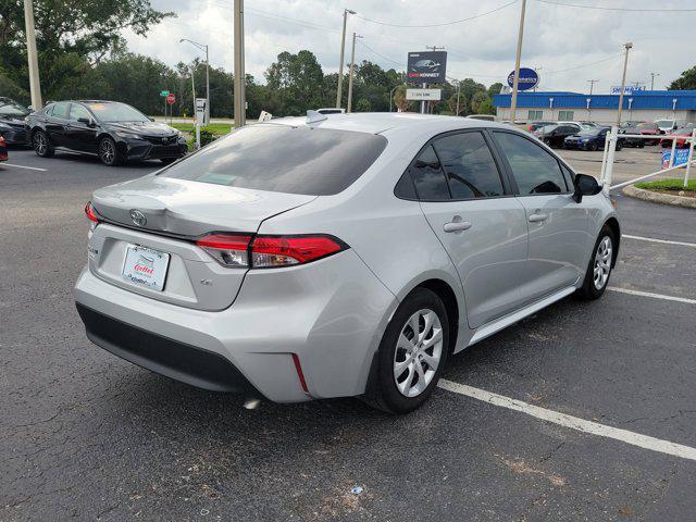 Photo of 2025 Classic Silver Metallic Toyota Corolla