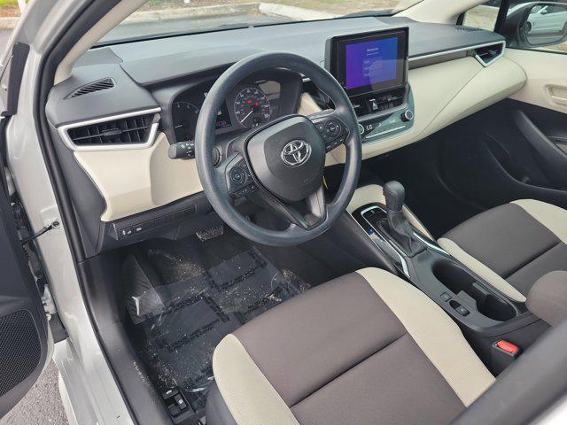 Photo of 2025 Classic Silver Metallic Toyota Corolla