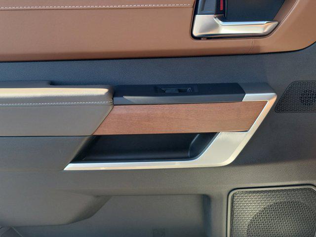 Photo of 2025 Wind Chill Pearl Toyota Tundra Hybrid