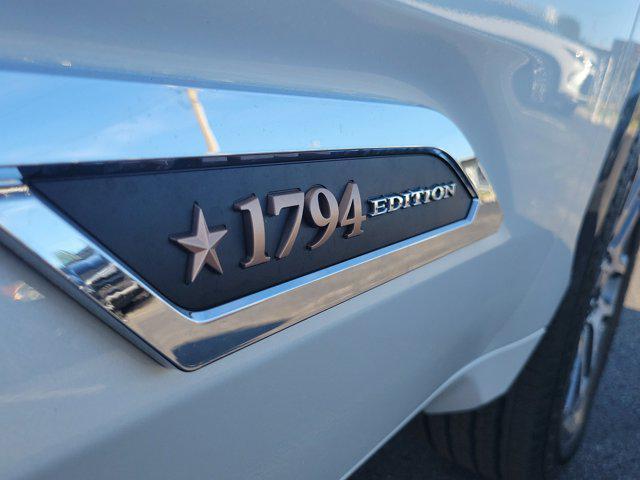 Photo of 2025 Wind Chill Pearl Toyota Tundra Hybrid