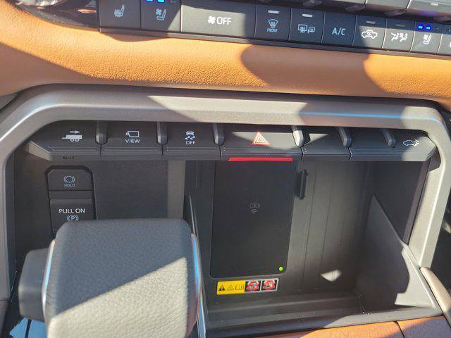 Photo of 2025 Wind Chill Pearl Toyota Tundra Hybrid