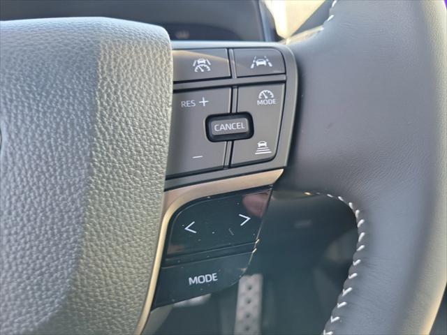 Photo of 2025 Ice Cap Toyota Camry