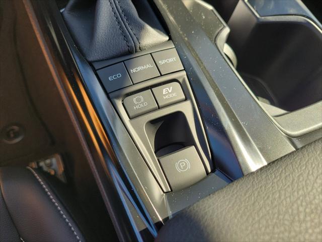 Photo of 2025 Ice Cap Toyota Camry