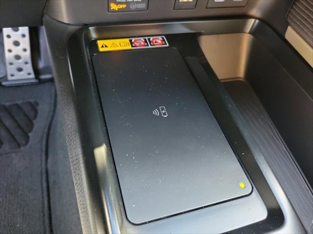 Photo of 2025 Ice Cap Toyota Camry