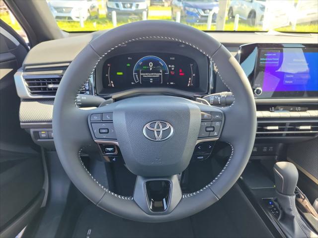 Photo of 2025 Ice Cap Toyota Camry