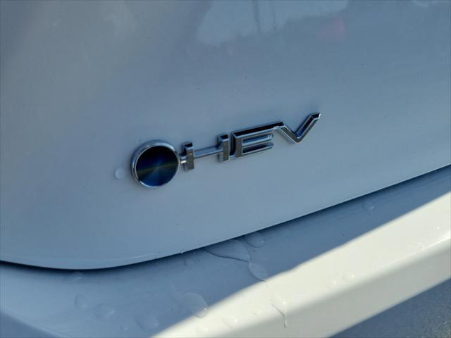 Photo of 2025 Ice Cap Toyota Camry