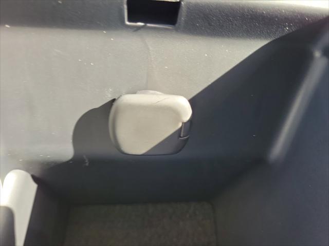 Photo of 2025 Ice Cap Toyota Camry