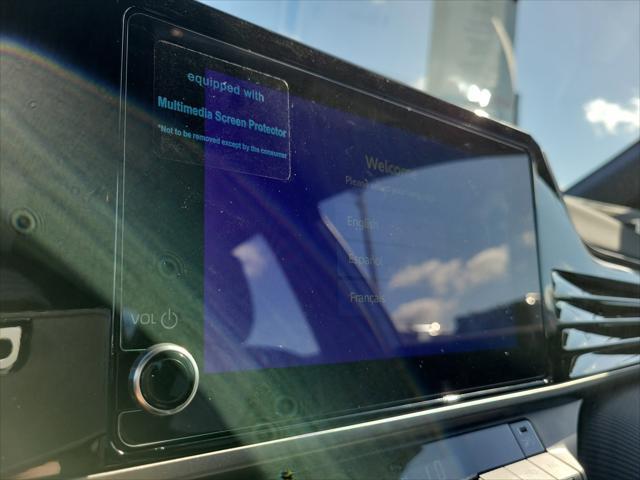 Photo of 2025 Ice Cap Toyota Camry
